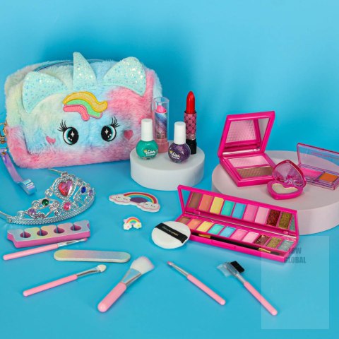 Kosmetyki do makijażu make up lakiery torebka spódniczka zestaw 22 elementy Kik Sp. z o. o. Sp. k. Kosmetyki do makijażu make up lakiery torebka spódniczka zestaw 22 elementy Kik Sp. z o. o. Sp. k.